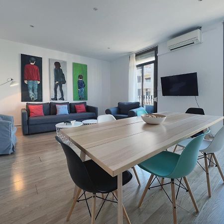 Stay U-Nique Apartments Casanova Барселона Екстер'єр фото