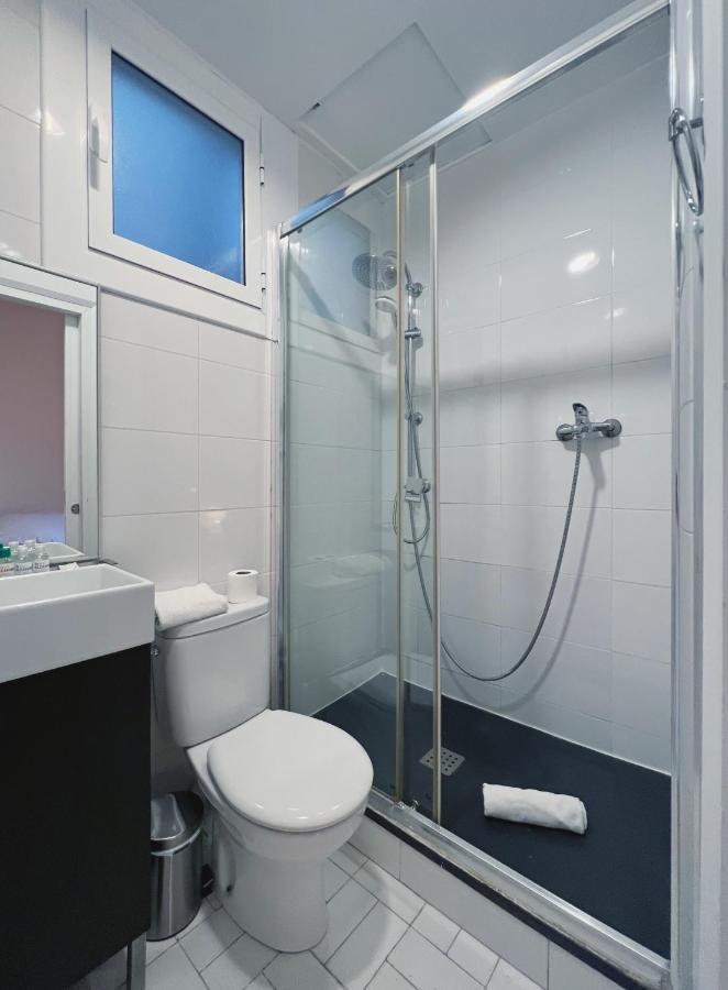 Stay U-Nique Apartments Casanova Барселона Екстер'єр фото